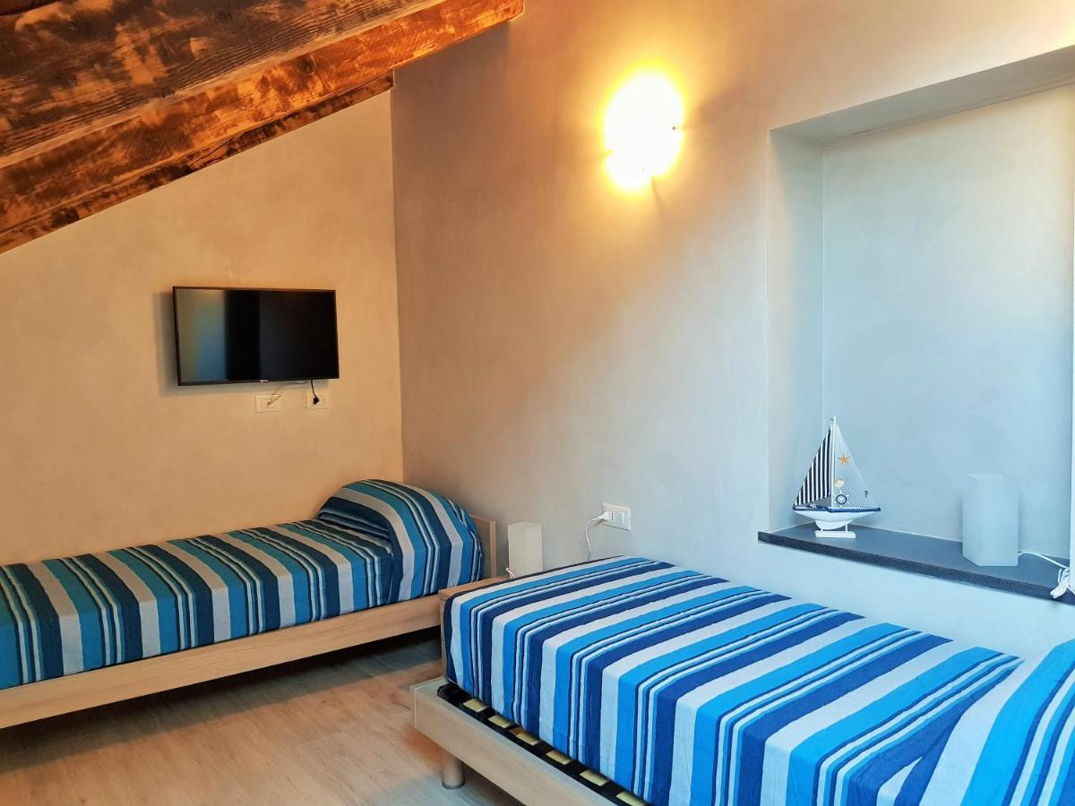 Casaviva - Casa Vacanze A Ceriale Con Terrazza Εξωτερικό φωτογραφία